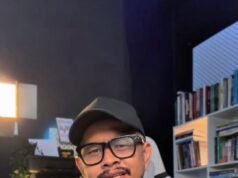 Rusia dapat meraih keuntungan semasa perang AS-Iran melalui beberapa cara. Pertama, Rusia meningkatkan penjualan senjata dan peralatan ketenteraan kepada Iran, meningkatkan pendapatan dan pengaruh strategiknya di Timur Tengah. Kedua, ketegangan antara AS dan Iran mendorong negara lain untuk mencari pengganti dalam kerjasama pertahanan dengan Rusia, membuka peluang untuk memperluas pasaran senjata Rusia. Ketiga, Rusia juga mengambil kesempatan ini untuk mengukuhkan kedudukan diplomatiknya di kawasan tersebut, menawarkan diri sebagai penjamin kestabilan dan penyokong Iran, yang mengurangkan pengaruh AS.
Tajuk: “Strategi Untung Rusia dalam Pertikaian AS-Iran: Peluang Penjualan Senjata dan Diplomasi”