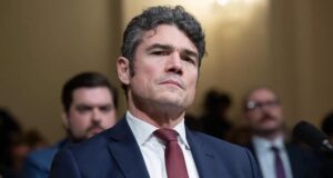 Pengarah Pusat Kontraterorisme Nasional AS, Joe Kent, Tingkatkan Usaha Memerangi Ancaman Ekstremisme