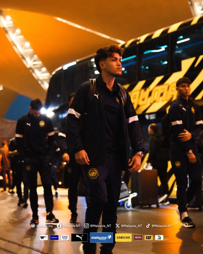 Ketibaan Rasmi Pasukan di Bangkok