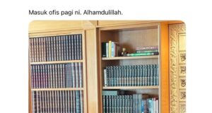 Rindu Pemimpin: Tun Dr Mahathir Kembali Ke Pejabat