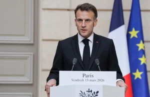 Perancis menawarkan untuk menganjurkan perbincangan gencatan senjata antara Israel dan Lubnan di Paris.