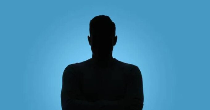 Seorang pelakon terkenal kini sedang menghadapi dakwaan tidak membayar sewa rumah selama dua tahun. Dalam menjawab isu ini, pelakon tersebut menyifatkan pemilik rumah sebagai ‘terdesak’ dan menyarankan agar mereka bersabar dan menunggu. Isu sewa ini telah menarik perhatian ramai, memandangkan statusnya dalam industri hiburan. Pelakon tersebut juga menegaskan bahawa dia sedang berusaha untuk menyelesaikan perkara ini secepat mungkin.