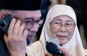Wan Azizah menjelaskan bahawa keputusan Perdana Menteri untuk tidak mengadakan rumah terbuka Aidilfitri tahun ini diambil atas dasar menjaga kesihatan awam. Dalam situasi pasca-pandemik, adalah penting untuk mengelakkan acara besar yang mampu menyebabkan penularan penyakit. Selain itu, beliau menekankan bahawa situasi ekonomi semasa turut menjadi faktor, di mana fokus harus diberikan kepada peningkatan kesejahteraan rakyat yang terkesan. Keselamatan dan kesejahteraan rakyat adalah keutamaan kerajaan, dan keputusan ini dibuat dengan penuh pertimbangan demi kebaikan bersama.