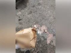 RM20 kopi tumpah semasa penghantaran, pengurus besar rangkaian kopi mengambil tanggungjawab, meraih hati dalam talian.