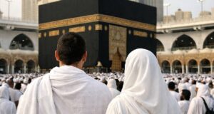 Baru-baru ini, dunia hiburan digemparkan dengan berita seorang penyanyi terkenal yang didakwa telah melangsungkan pernikahan di Mekah. Ramai netizen mula meneka dan mengaitkan nama penyanyi popular seperti Dayang dan Hael dalam spekulasi ini. Dengan pelbagai reaksi yang muncul di media sosial, para peminat tidak sabar untuk mengetahui kebenaran di sebalik desas-desus ini. Adakah mereka akan tampil menjelaskan situasi ini, atau adakah ia sekadar khabar angin? Perkembangan terkini pasti akan menarik perhatian ramai.