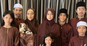 Anak Norish Karman menafikan tuduhan pemalas mengenai mereka, mengatakan bahawa ibunya sering jatuh sakit setiap kali mereka meninggalkan rumah untuk bekerja. Dia mendakwa bahawa ada gangguan dari ‘sesuatu’ yang tidak dapat dijelaskan, yang mungkin menjadi penyebab keadaan tersebut.