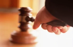 Zara tidak sedarkan diri tetapi bernafas dengan normal, kata inkuiri.