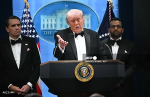 Trump berkata tembakan tidak akan menghalang usaha perang Iran.