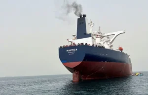 Tankern minyak dirampas di pantai Yaman, menuju perairan Somalia.