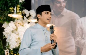 Syed Saddiq telah menafikan bahawa beliau melanggar adat majlis pertunangan. Beliau menjelaskan, “Semua telah selesai dan baru kini saya dapat bercakap tentangnya.” Penjelasan ini menekankan bahawa tindakan yang diambilnya bukan bertujuan untuk mengabaikan tradisi, tetapi disebabkan situasi yang telah lengkap.