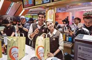 Syed Saddiq puji Bella Astillah sebagai ibu yang hebat