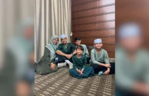 Tomok sekeluarga akan menunaikan haji tahun ini
