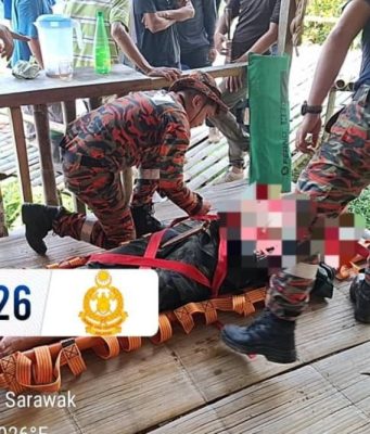 Anggota polis Kuching cedera selepas terjatuh ke dalam gaung sedalam 6 meter semasa program komuniti di kampung