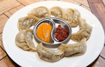 Cafe de Tukche Bangsar bawa citarasa Nepal dengan set Thakali Thali dan Mo:Mo