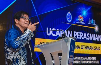 Ibu Bapa Perlu Tanggungjawab Jika Anak Terlibat Dalam Kes Bullying, Kata Azalina