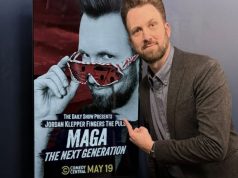Jordan Klepper: Komedi Sebagai Alat Menonjolkan Hipokrasi di Amerika Yang Terpolarisasi