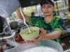 Penghantar makanan di Kuala Lumpur dedahkan lokasi makanan sedap dan murah