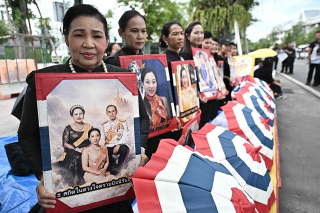 Protokol-diraja-kedukaan-dan-kesetiaan-berpadu-di-istana-Bangkok-ketika.jpg