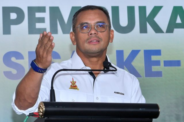 Selangor-Akan-Bertindak-Tegas-ke-Atas-Penempatan-Haram-Tanpa-Kira.JPG
