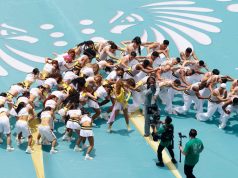 Shakira gemparkan pentas pembukaan Piala Dunia di tengah kekecohan