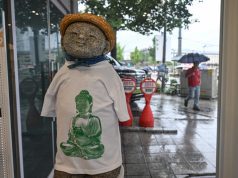 ‘Blow It. Pop It. Lupakan Ia’: Budaya Buddha di Korea Selatan Tarik Perhatian Generasi Z dengan EDM