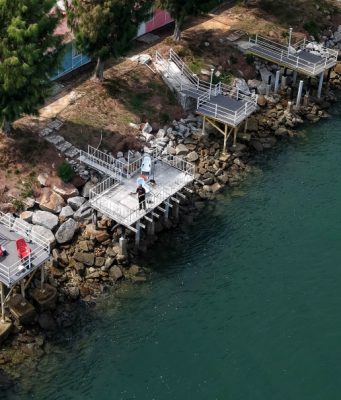 Chalet Memancing Perak Ini Benarkan Anda Memancing Di Tengah Laut Tanpa Bot