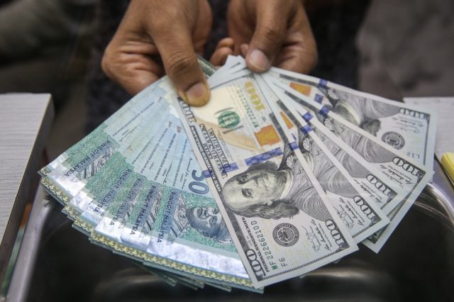 Dolar-Menurun-Susulan-Debat-Fed-Mengenai-Kadar-Membolehkan-Ringgit-Pulih.jpg