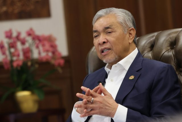 Kerajaan-akan-menyusun-semula-pengurusan-pekerja-asing-kata-Zahid.JPG