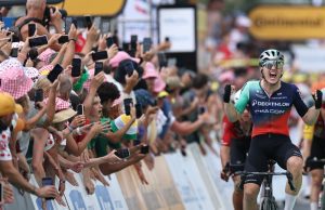 Kooij Raih Kemenangan Sprint Dalam Tour Di Pau Selepas Kemalangan Rivalnya