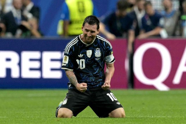 Messi-bawa-Argentina-tewaskan-England-layak-ke-final-Piala-Dunia.jpg
