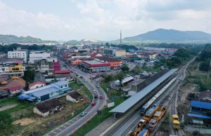 Naiktaraf landasan Gemas–Mentakab siap kos RM41.7 juta, kata Loke