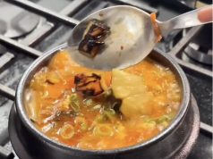 Perdebatan Timbul Seiring Viral ‘Sup Kimchi Nanas’ Dalam Tren Gabungan K-Food
