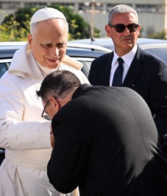 Pope Pertahan Migran di Sempadan Pulau Mediterranean