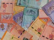 Ringgit merosot sementara pasaran menunggu data ekonomi penting AS