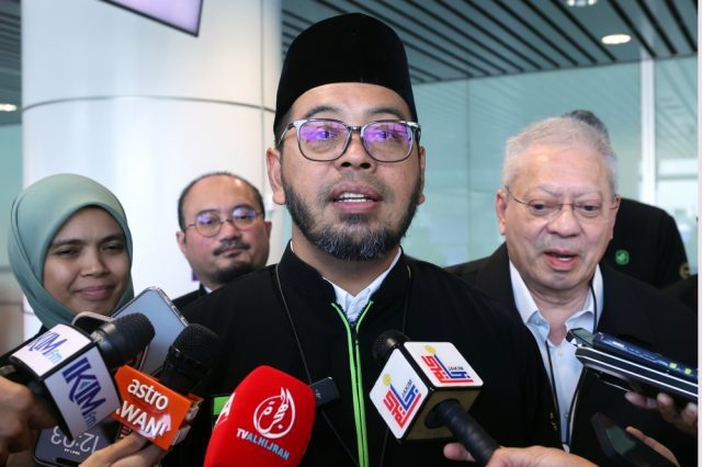 Tiada-penipuan-pakej-haji-dilaporkan-musim-ini-kata-Menteri-Hal.JPG