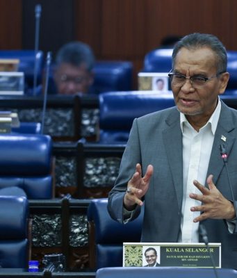 Nearly 72pc of major hospitals record bed waiting times under eight hours, says Dzulkefly